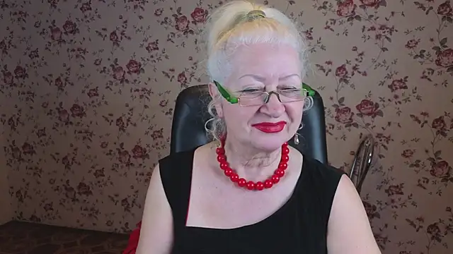 Maya Mayflower online show from 12/02/25, 04:07