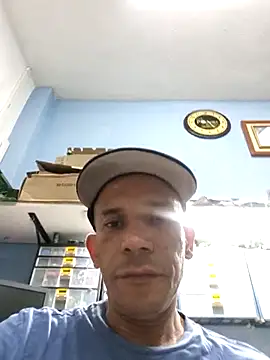 Snapshot of karlossan24 chatting on 01/18/26, 11:30 karlossan24 online show from 01/18/26, 11:30