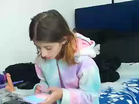 Snapshot of KratosAfroditacs chatting on 11/20/25, 05:18 KratosAfroditacs online show from 11/20/25, 05:18