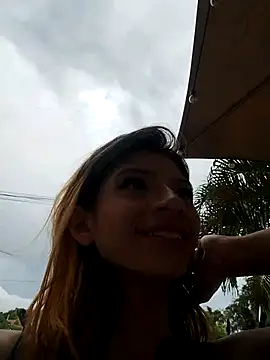 Snapshot of KratosAfroditacs chatting on 11/24/25, 07:35 KratosAfroditacs online show from 11/24/25, 07:35