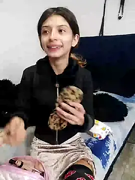 Snapshot of KratosAfroditacs chatting on 12/14/25, 01:11 KratosAfroditacs online show from 12/14/25, 01:11