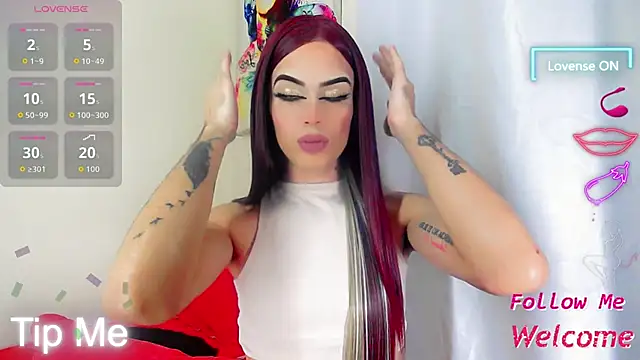 Snapshot of IvanaColizon_BigCock chatting on 11/12/25, 09:03 IvanaColizon BigCock online show from 11/12/25, 09:03