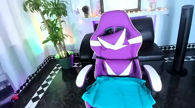 rose honey  online show from 03/18/25, 08:37