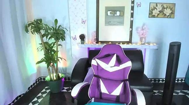 rose honey  online show from 03/19/25, 12:37
