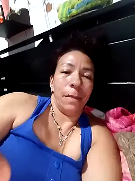 Snapshot of Antonela45 chatting on 03/12/26, 01:12 Antonela45 online show from 03/12/26, 01:12