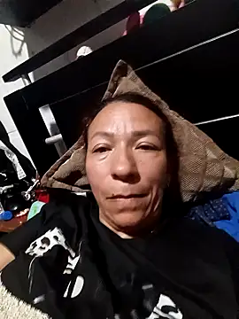 Snapshot of Antonela45 chatting on 04/23/26, 11:40 Antonela45 online show from 04/23/26, 11:40