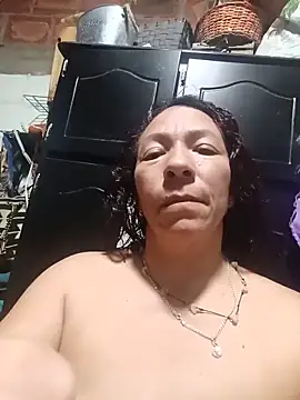 Snapshot of Antonela45 chatting on 05/24/26, 10:59 Antonela45 online show from 05/24/26, 10:59