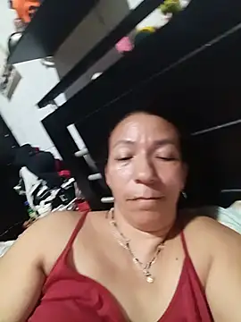 Snapshot of Antonela45 chatting on 06/04/26, 12:27 Antonela45 online show from 06/04/26, 12:27