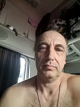 aleksis1313 online show from 03/09/25, 11:47