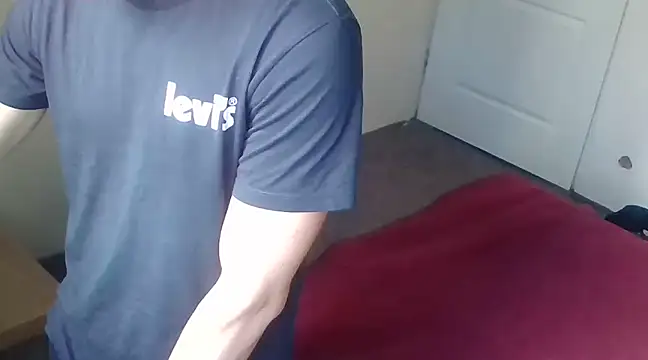 Snapshot of Enoch981 chatting on 03/06/25, 10:41 Enoch981 online show from 03/06/25, 10:41