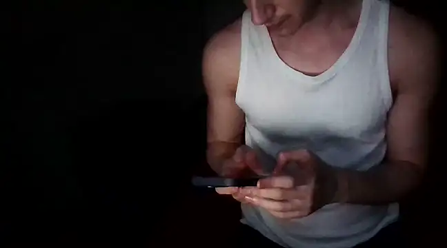 Snapshot of Enoch981 chatting on 03/06/25, 04:07 Enoch981 online show from 03/06/25, 04:07