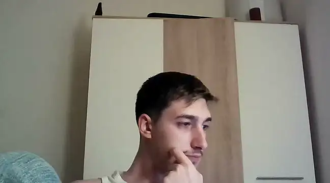 Snapshot of Enoch981 chatting on 03/20/25, 12:51 Enoch981 online show from 03/20/25, 12:51