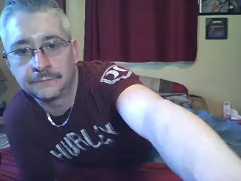 Snapshot of smooothbb chatting on 03/09/25, 08:52 smooothbb online show from 03/09/25, 08:52