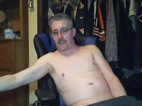 Snapshot of smooothbb chatting on 03/10/25, 03:01 smooothbb online show from 03/10/25, 03:01