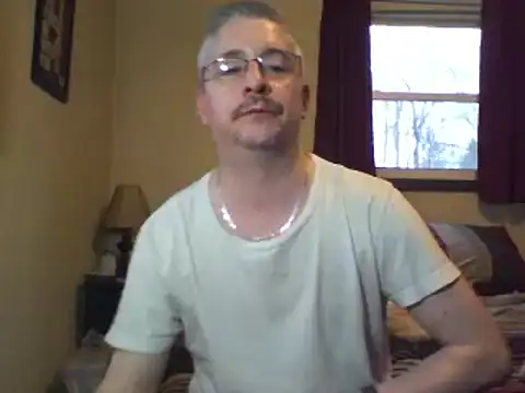 Snapshot of smooothbb chatting on 03/19/25, 08:54 smooothbb online show from 03/19/25, 08:54