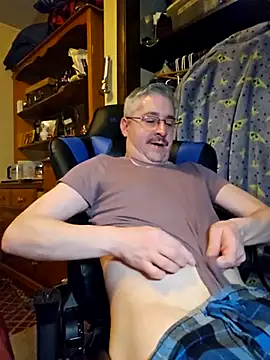 Snapshot of smooothbb chatting on 03/20/25, 05:02 smooothbb online show from 03/20/25, 05:02