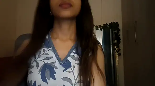 Queen Ayeshaa online show from 03/14/25, 03:14