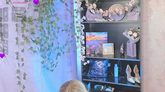 MelissaMillton online show from 03/11/25, 11:55