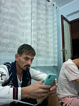 Snapshot of Anonim2026 chatting on 09/29/25, 08:57 Anonim2026 online show from 09/29/25, 08:57