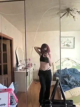 Snapshot of _Amber_Doll_ chatting on 09/10/25, 02:50 Amber Doll online show from 09/10/25, 02:50