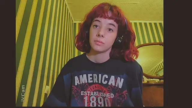 Snapshot of _Amber_Doll_ chatting on 10/09/25, 07:45 Amber Doll online show from 10/09/25, 07:45