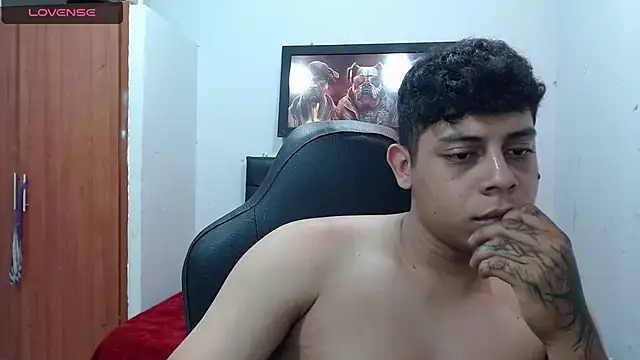 Alejandroo 22 online show from 03/13/25, 06:23