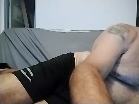coolbrady17 online show from 03/18/25, 08:26