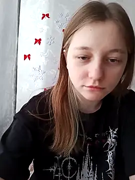 Snapshot of Bonechka chatting on 12/18/25, 07:47 Bonechka online show from 12/18/25, 07:47