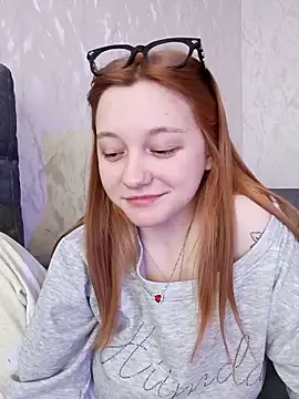 Snapshot of Bonechka chatting on 02/03/26, 06:40 Bonechka online show from 02/03/26, 06:40