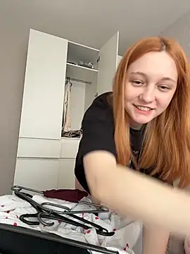Snapshot of Bonechka chatting on 05/06/26, 07:13 Bonechka online show from 05/06/26, 07:13