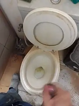 Snapshot of paugrosso553 chatting on 11/08/25, 01:44 paugrosso553 online show from 11/08/25, 01:44