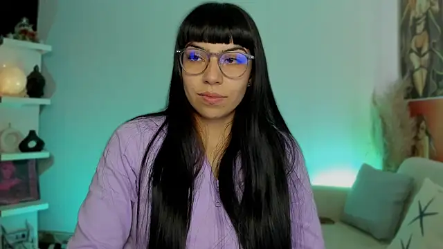 Snapshot of Saraa_Desiree chatting on 09/29/25, 09:41 Saraa Desiree online show from 09/29/25, 09:41