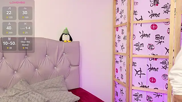 Snapshot of Devil_AliceXo chatting on 11/25/25, 08:20 Devil AliceXo online show from 11/25/25, 08:20