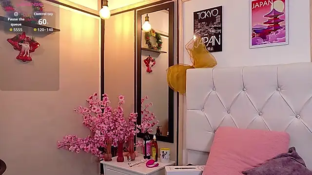 Snapshot of Devil_AliceXo chatting on 12/04/25, 09:23 Devil AliceXo online show from 12/04/25, 09:23