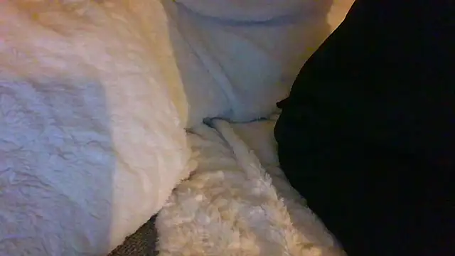 Snapshot of Valentinette chatting on 11/28/25, 09:50 Valentinette online show from 11/28/25, 09:50