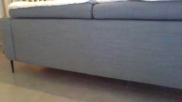 Snapshot of Valentinette chatting on 12/01/25, 08:30 Valentinette online show from 12/01/25, 08:30