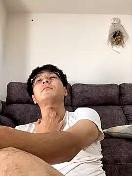 Snapshot of waka3232 chatting on 09/22/25, 01:29 waka3232 online show from 09/22/25, 01:29