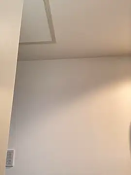 Snapshot of waka3232 chatting on 10/10/25, 02:32 waka3232 online show from 10/10/25, 02:32