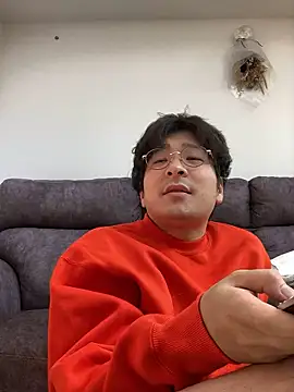 Snapshot of waka3232 chatting on 10/26/25, 11:53 waka3232 online show from 10/26/25, 11:53