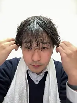 Snapshot of waka3232 chatting on 12/19/25, 02:07 waka3232 online show from 12/19/25, 02:07