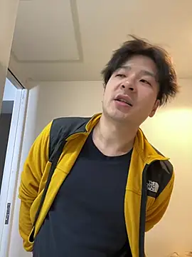 Snapshot of waka3232 chatting on 03/05/26, 01:34 waka3232 online show from 03/05/26, 01:34