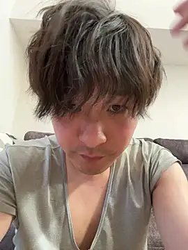 Snapshot of waka3232 chatting on 05/19/26, 09:37 waka3232 online show from 05/19/26, 09:37