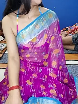 Snapshot of Cute-Zarina chatting on 11/04/25, 05:45 Cute-Zarina online show from 11/04/25, 05:45