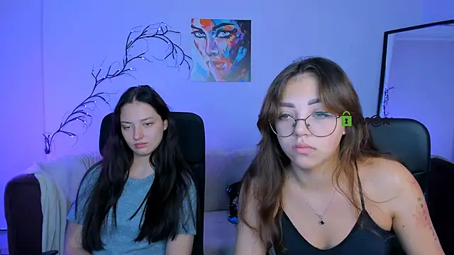 kiki swan online show from 10/03/25, 05:59