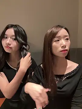 Snapshot of TOP_yoyo chatting on 10/11/25, 02:15 TOP yoyo online show from 10/11/25, 02:15