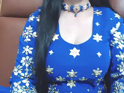 RealNaina online show from 10/20/25, 05:46