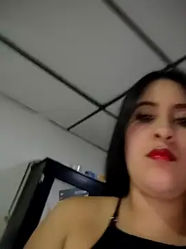 Snapshot of mialorents chatting on 09/29/25, 10:25 mialorents online show from 09/29/25, 10:25