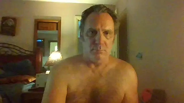 Snapshot of HunkofRock chatting on 05/30/26, 05:21 HunkofRock online show from 05/30/26, 05:21