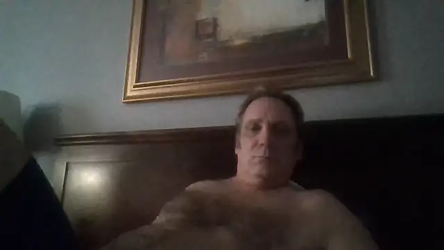 Snapshot of HunkofRock chatting on 06/09/26, 04:51 HunkofRock online show from 06/09/26, 04:51