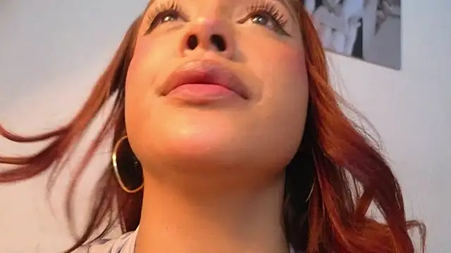 Snapshot of nicelle_carson_ chatting on 12/16/25, 12:10 nicelle carson online show from 12/16/25, 12:10